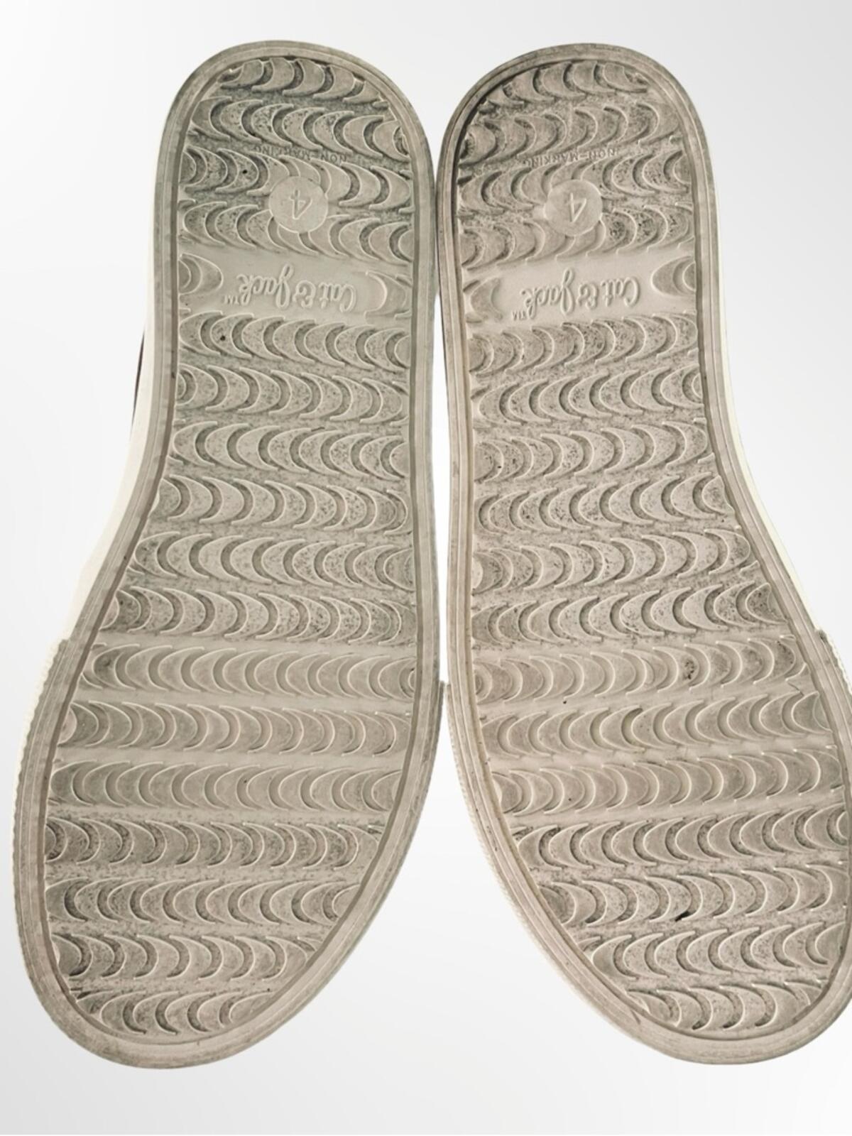 Cat & Jack Brown Slip-On Loafers with Ivory Sole in size 4