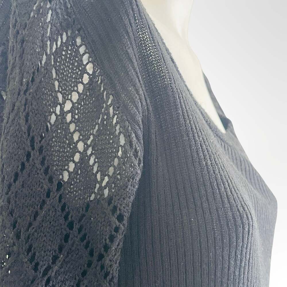 Vintage Black Ribbed Scoop Neck Sweater Top with Crochet Lace Sleeves Size M