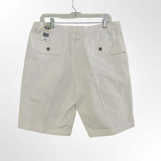 Dockers Men's Perfect Short Classic Fit in White