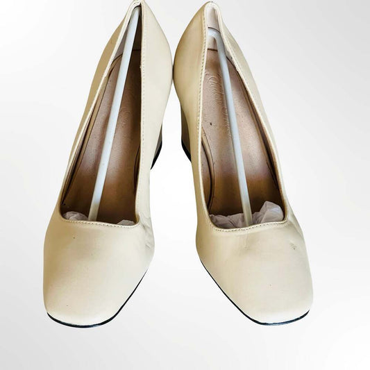 Jaden Shoes Women's Cream Block Heel Pumps