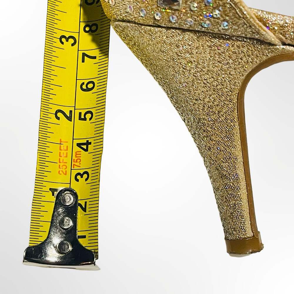 Delicacy Gold Glitter Rhinestone Embellished T-Strap Mid Heel Sandals, Size 9