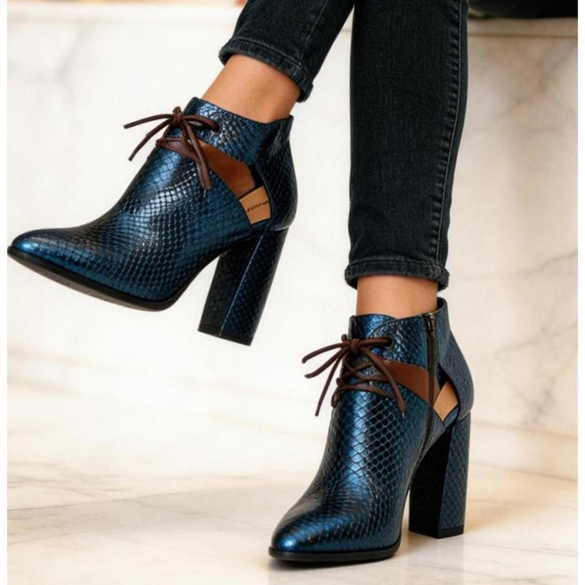 Womans Boots