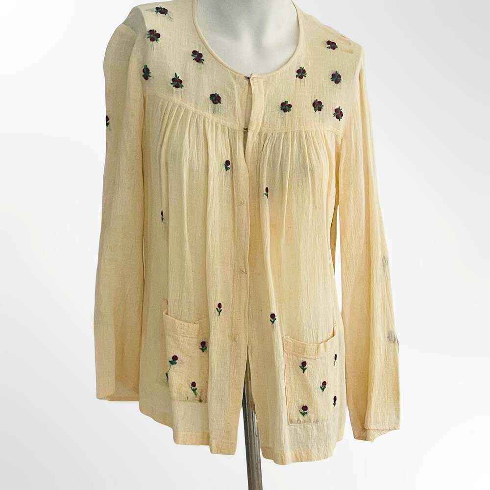 Vintage 1970s Cream Cotton Floral Embroidered Button-Down Blouse Boho Prairie