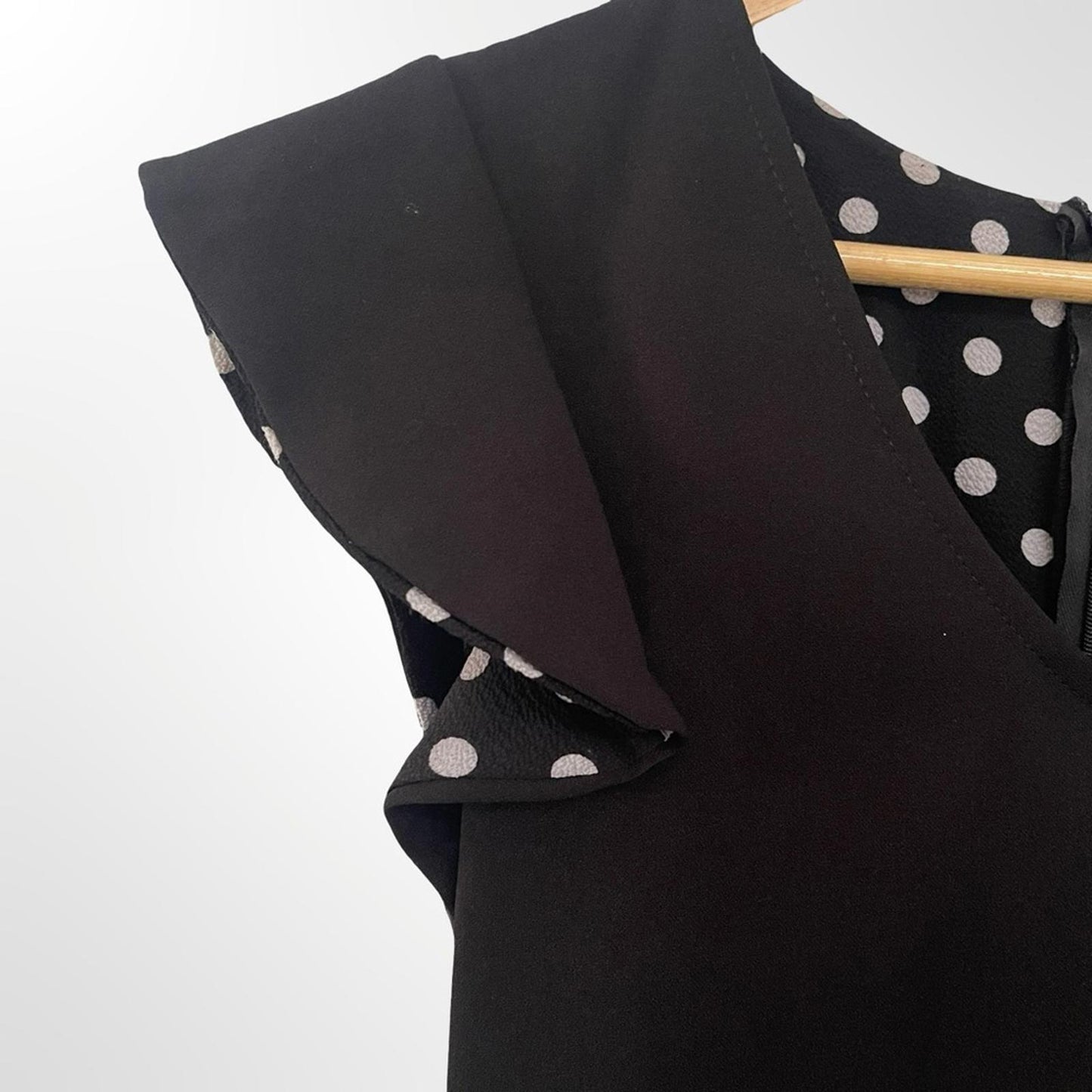 Slate & Willow Black Polka Dot Hem Midi Dress - in size S