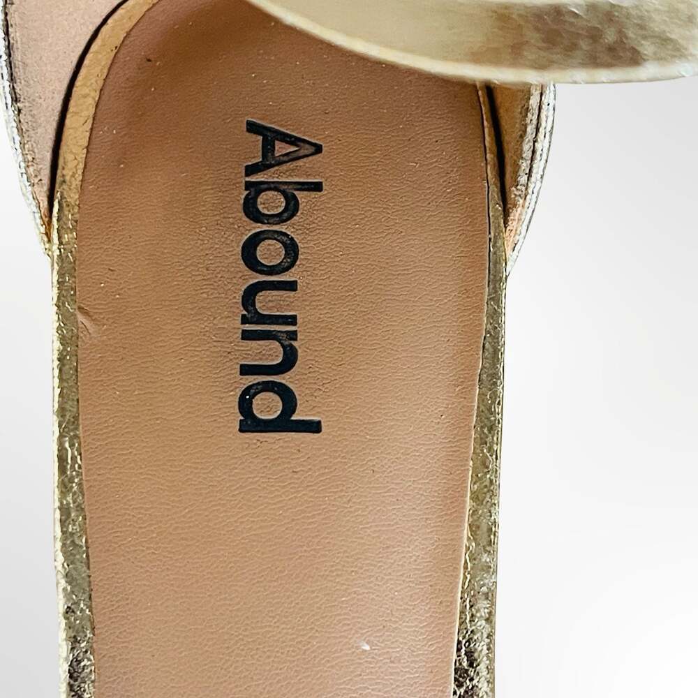 Abound Finn Metallic Gold Block Heel Ankle Strap Sandals