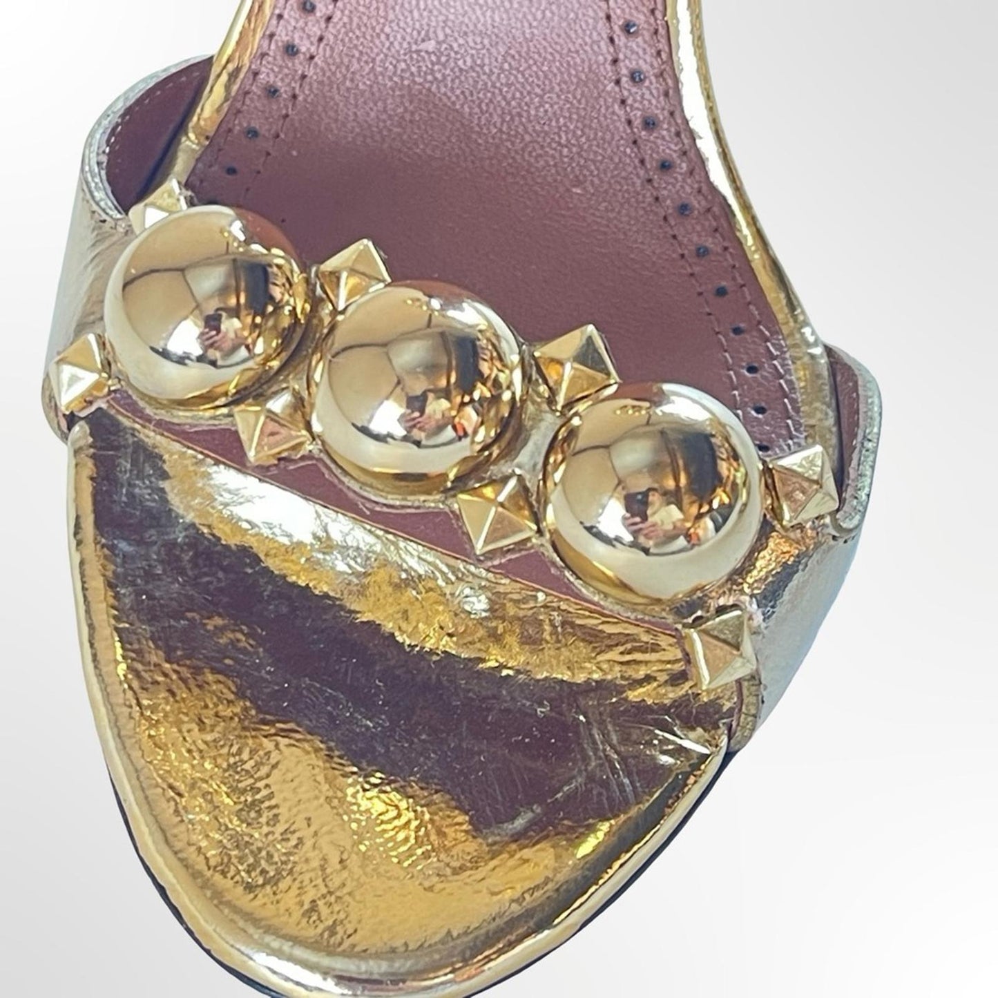 ALAIA La Bombe Elegant Gold Women's Heels NWOT size 6.5