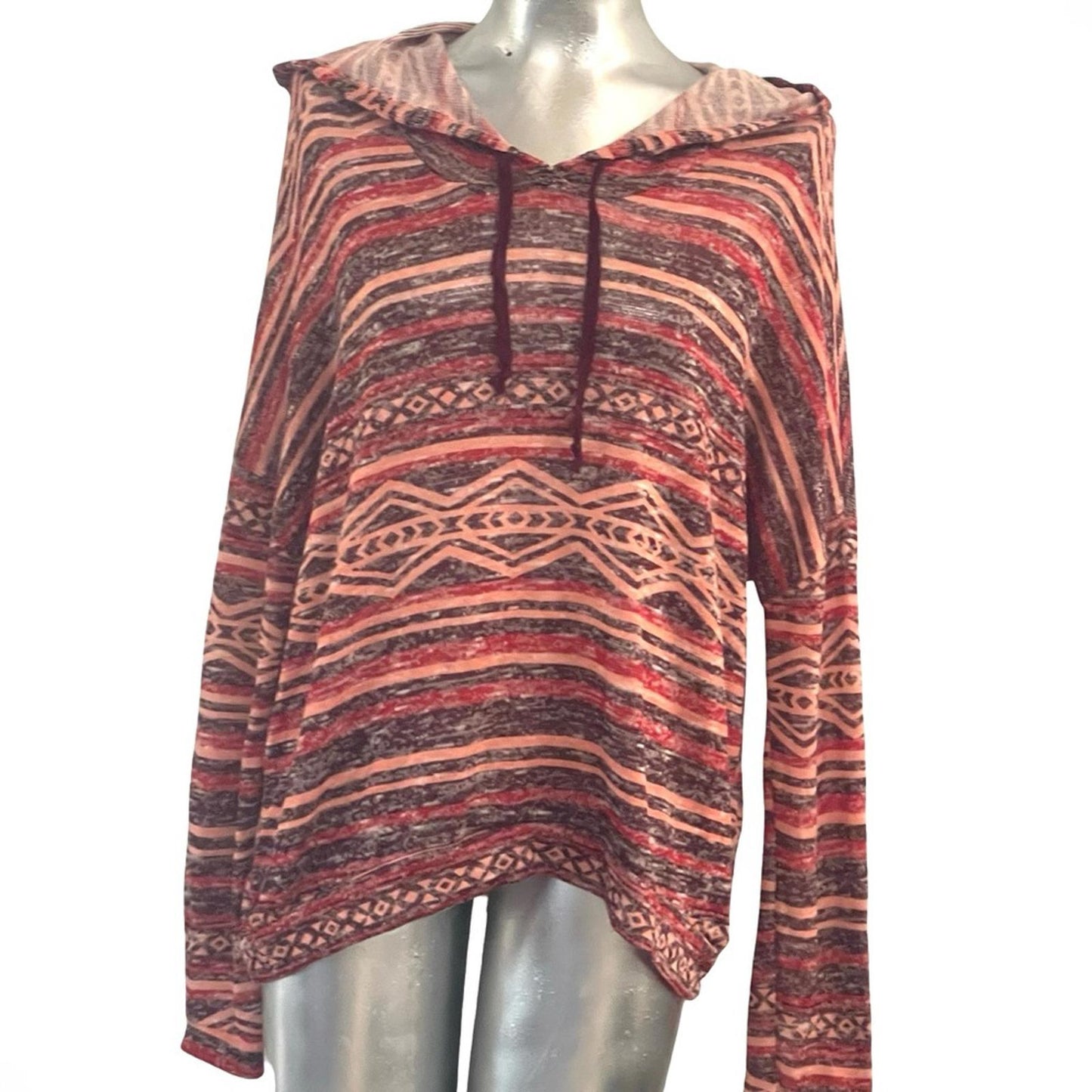 Hooked Up by IOT Multicolor Knit Sweater size L