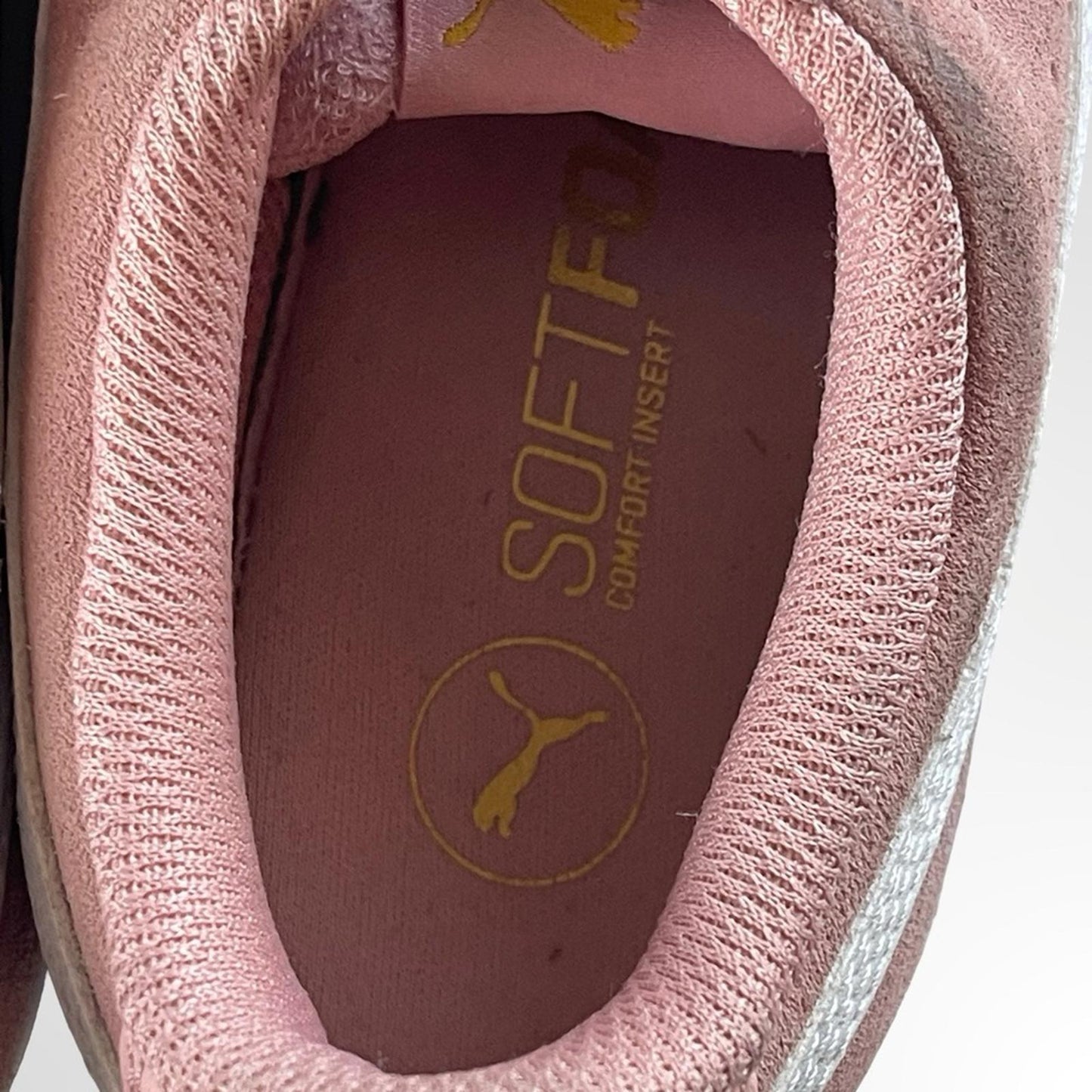 Puma Women's Blush Pink Sneakers in size 6.5