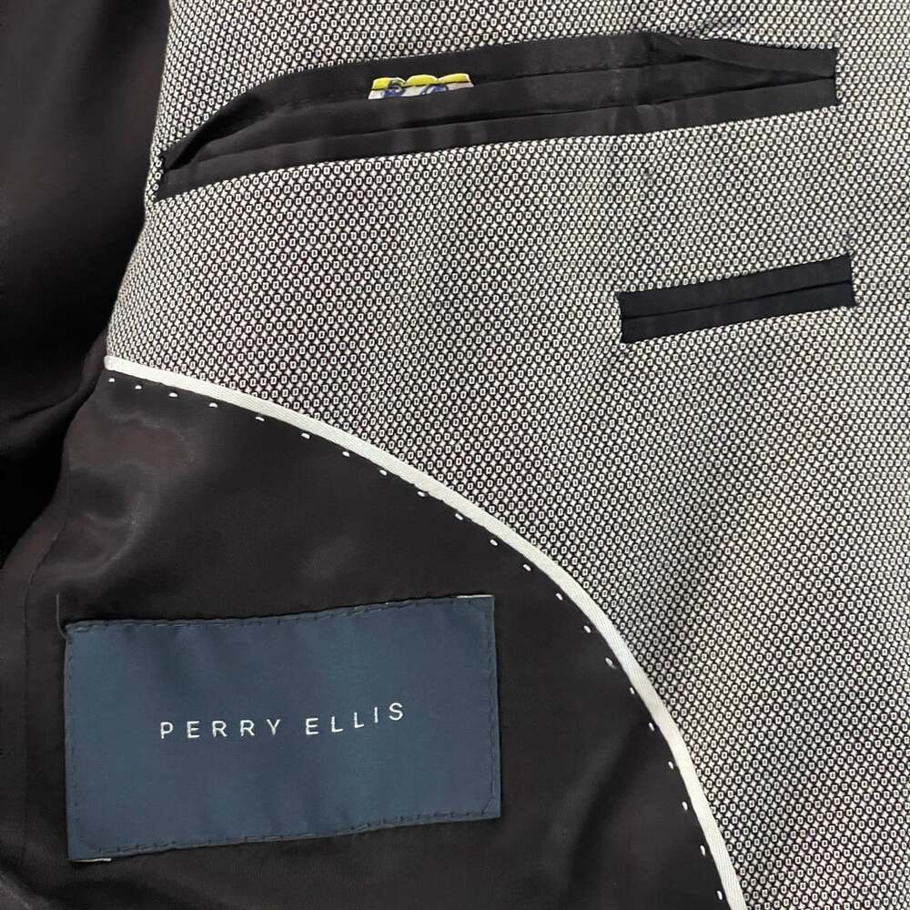 Perry Ellis Men's Grey Micro-Texture Two-Button Sport Coat Blazer