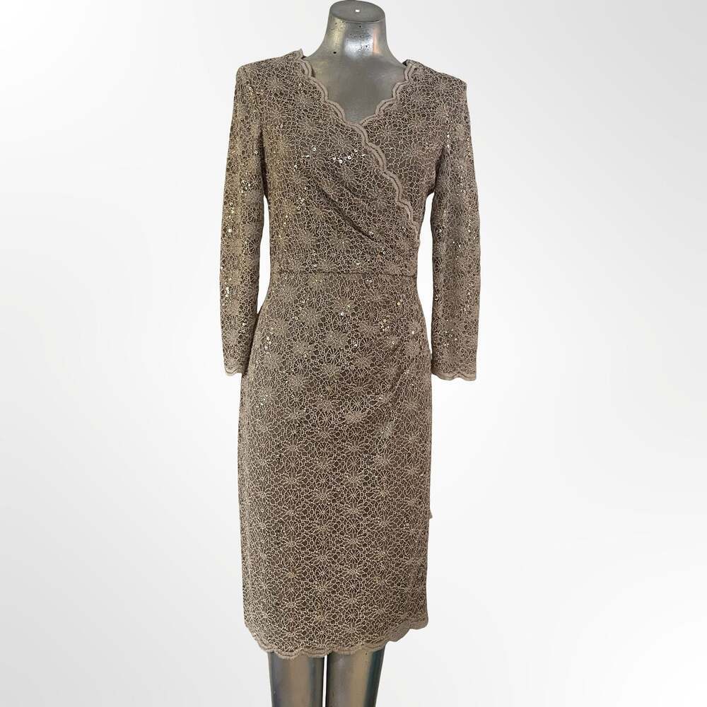 Jessica Howard Women's Sequined Lace Surplice Sheath Dress NWT