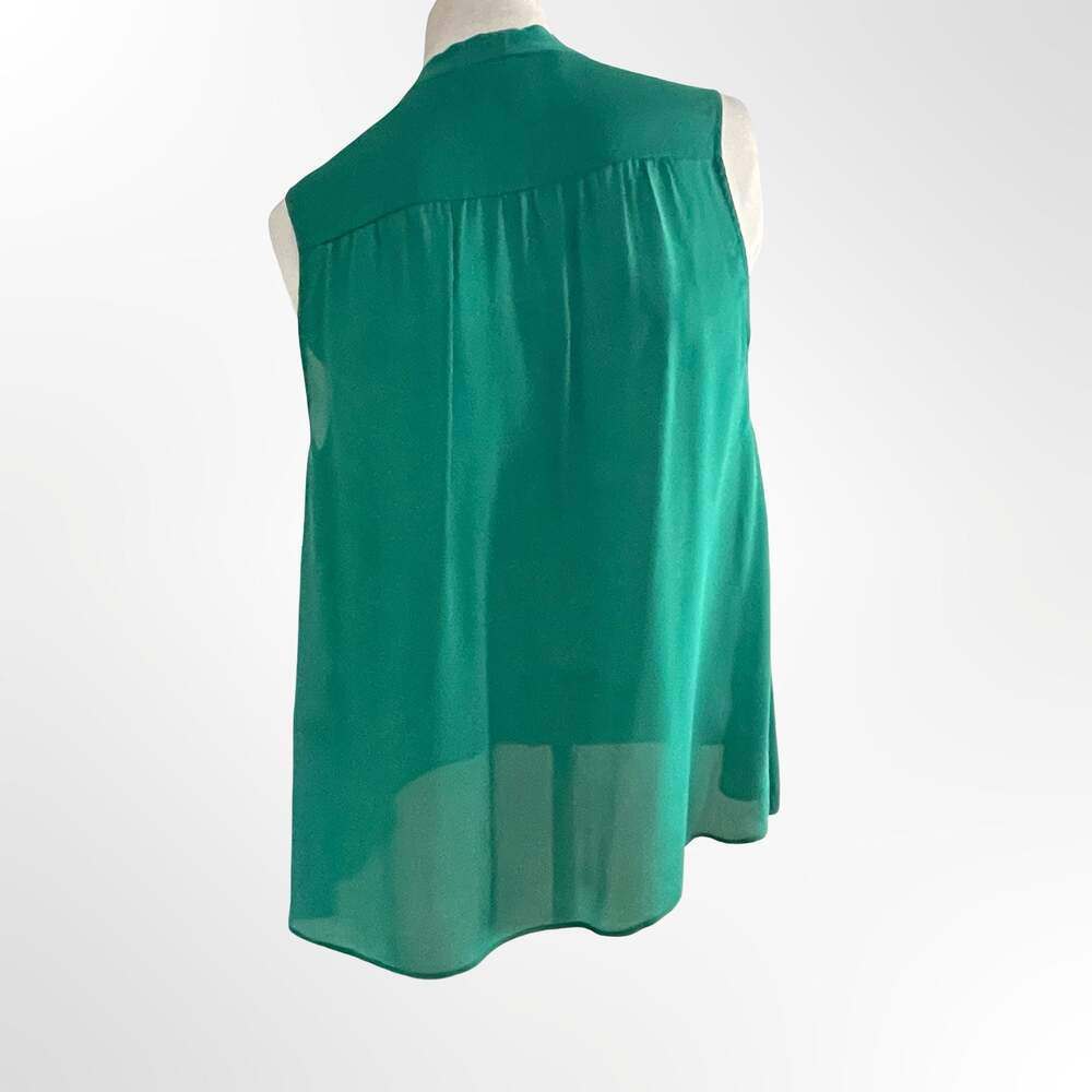 Elizabeth And James Size S 100% Silk Blouse Sleeveless Front Tie Lightweight