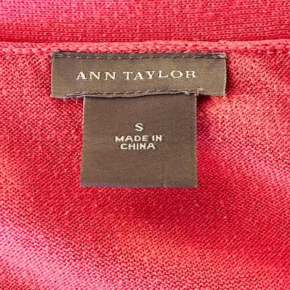 Ann Taylor Coral Pink Ruffle Trim V-Neck Button-Front Cardigan Sweater