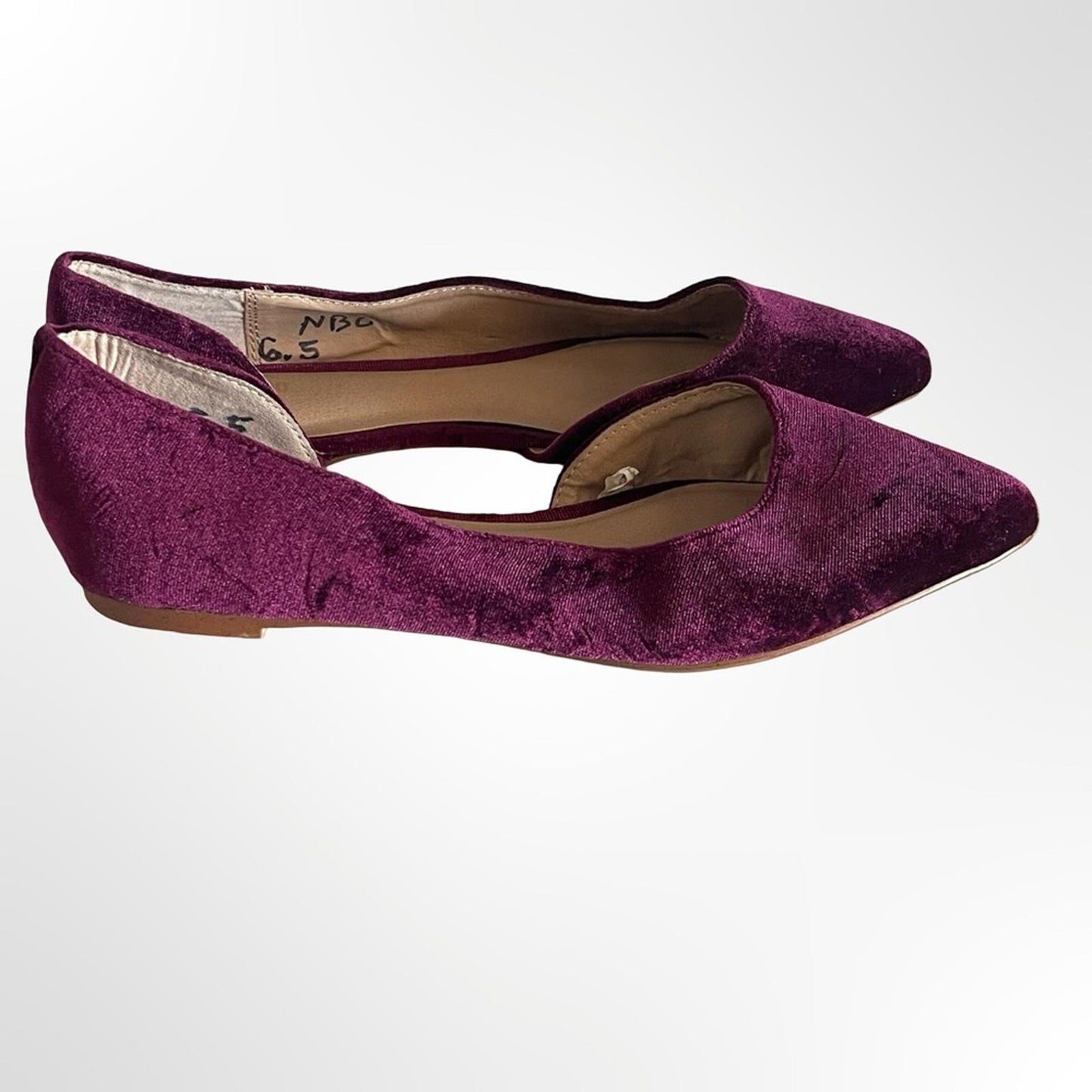Mossimo Pointed Velvet D'Orsay Flats in Plum in 6.5