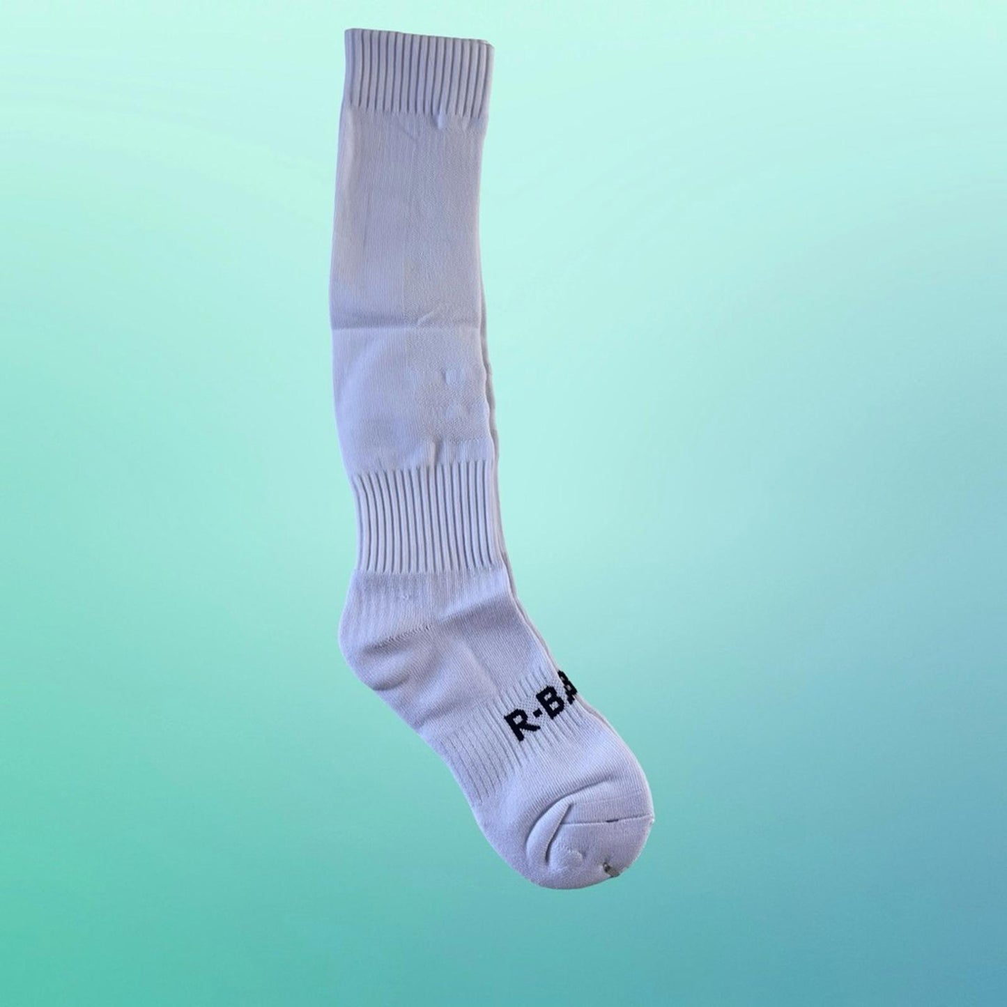 3 Pairs of White Men's Soccer Socks In Size M NWT