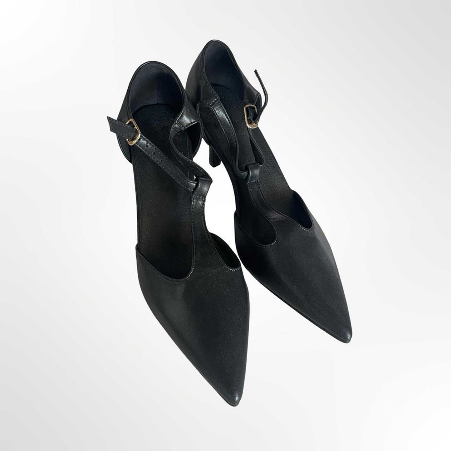 Women’s Black Pointed Toe Ankle Strap Heels in size 7 - 7.5