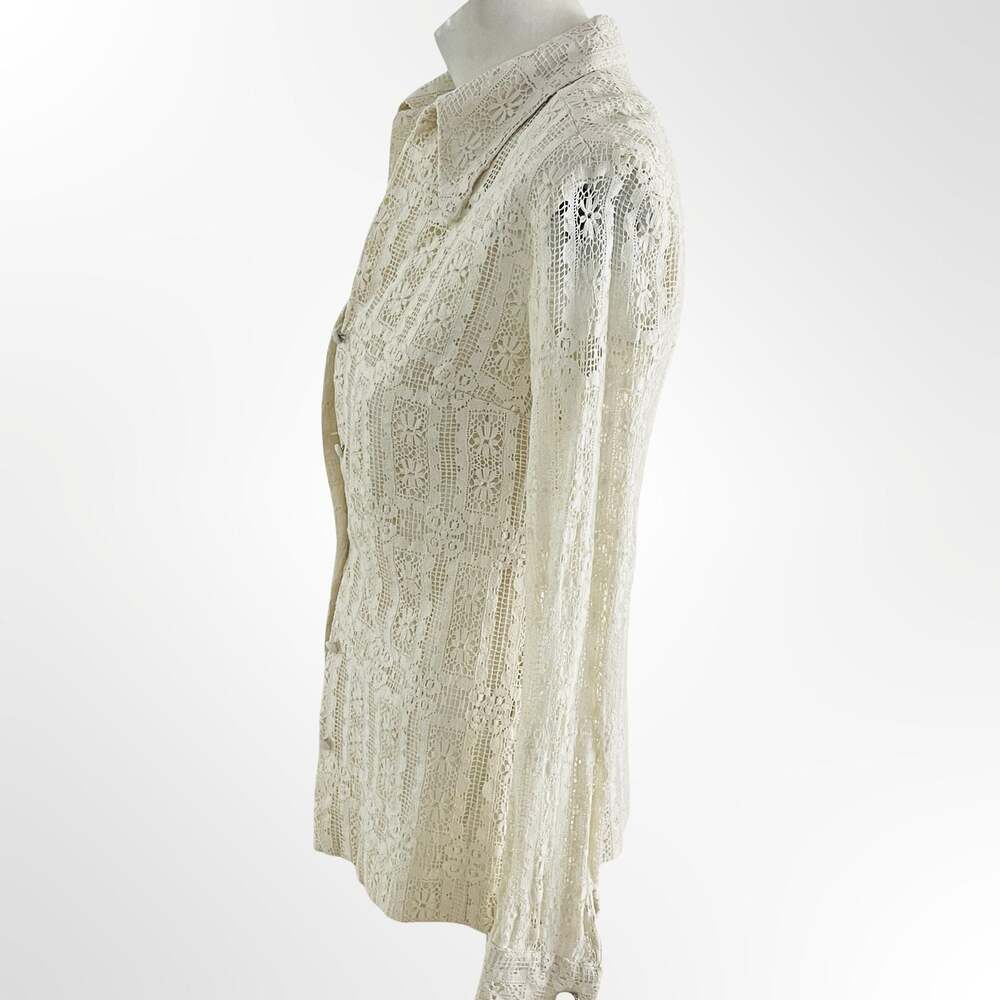 Chessa Davis Vintage Cream Floral Lace Long Sleeve Button-Down Shirt
