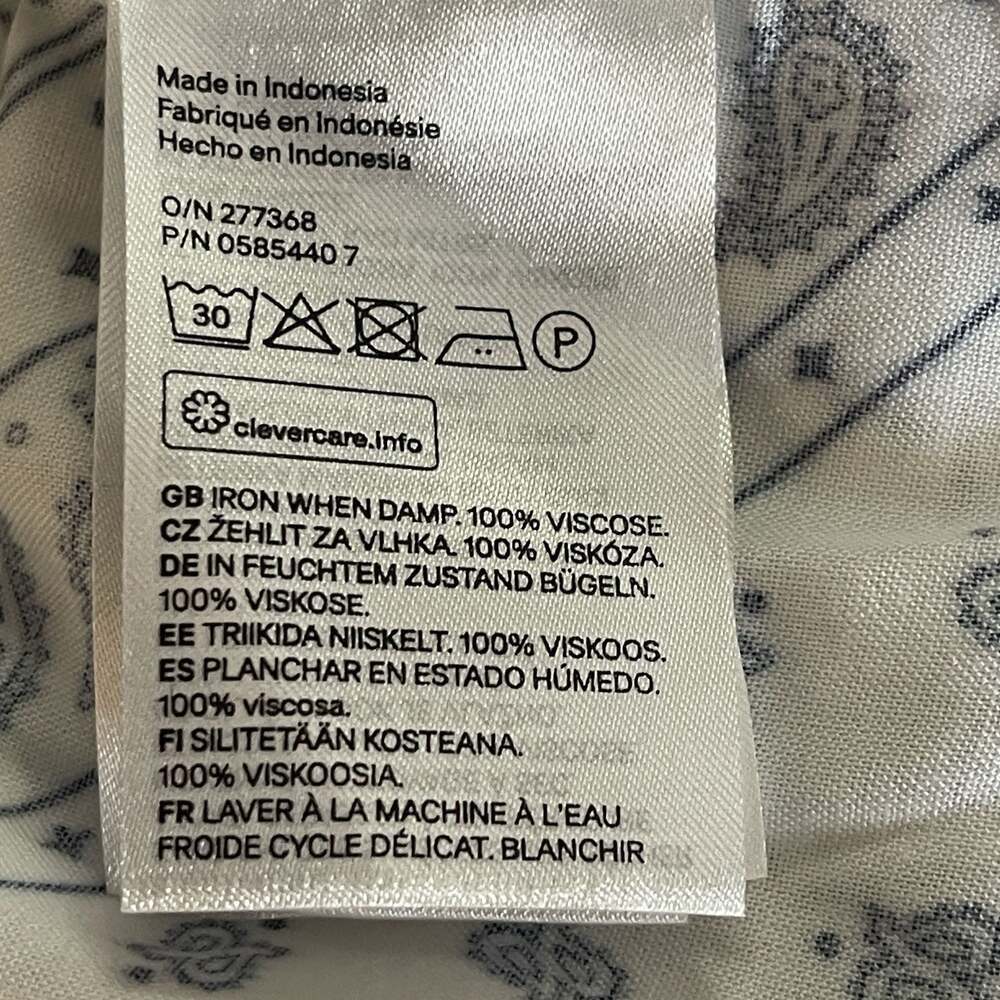 H&M bandana print top in size 4