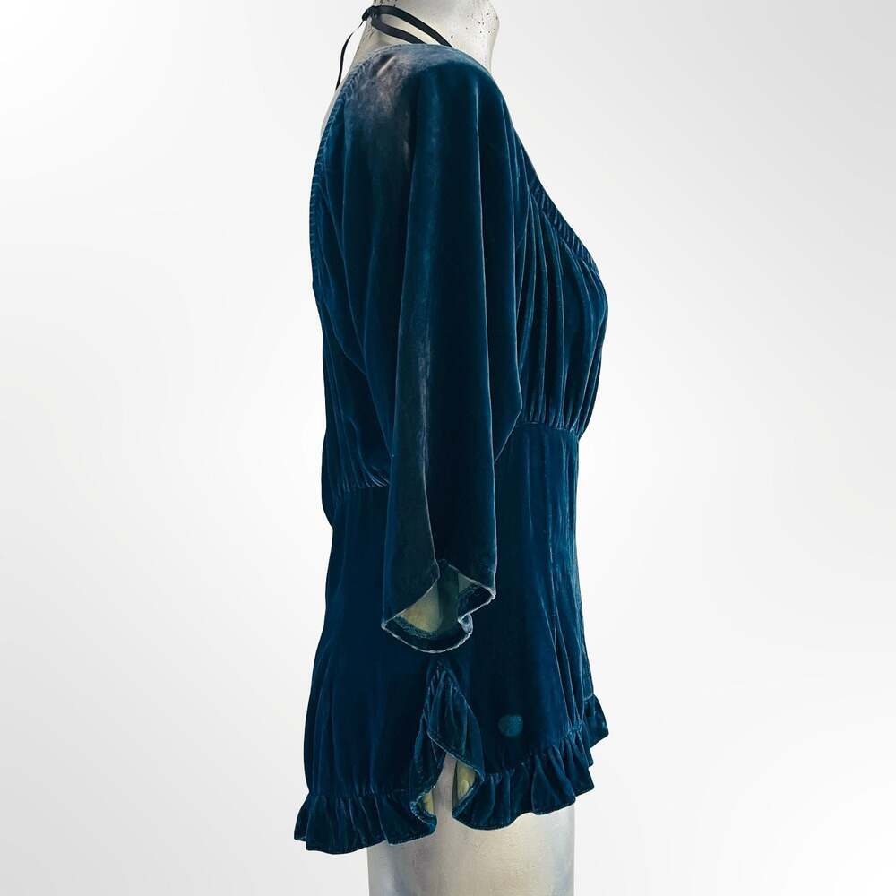 Marrika Naki Vintage 100% Silk Teal Velvet Ruched Ruffle Hem Top