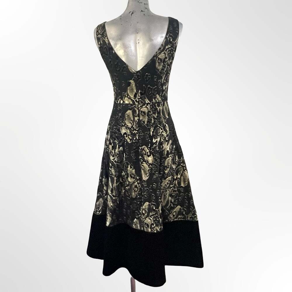 Theia Sleeveless Metallic Jacquard Floral Midi Dress