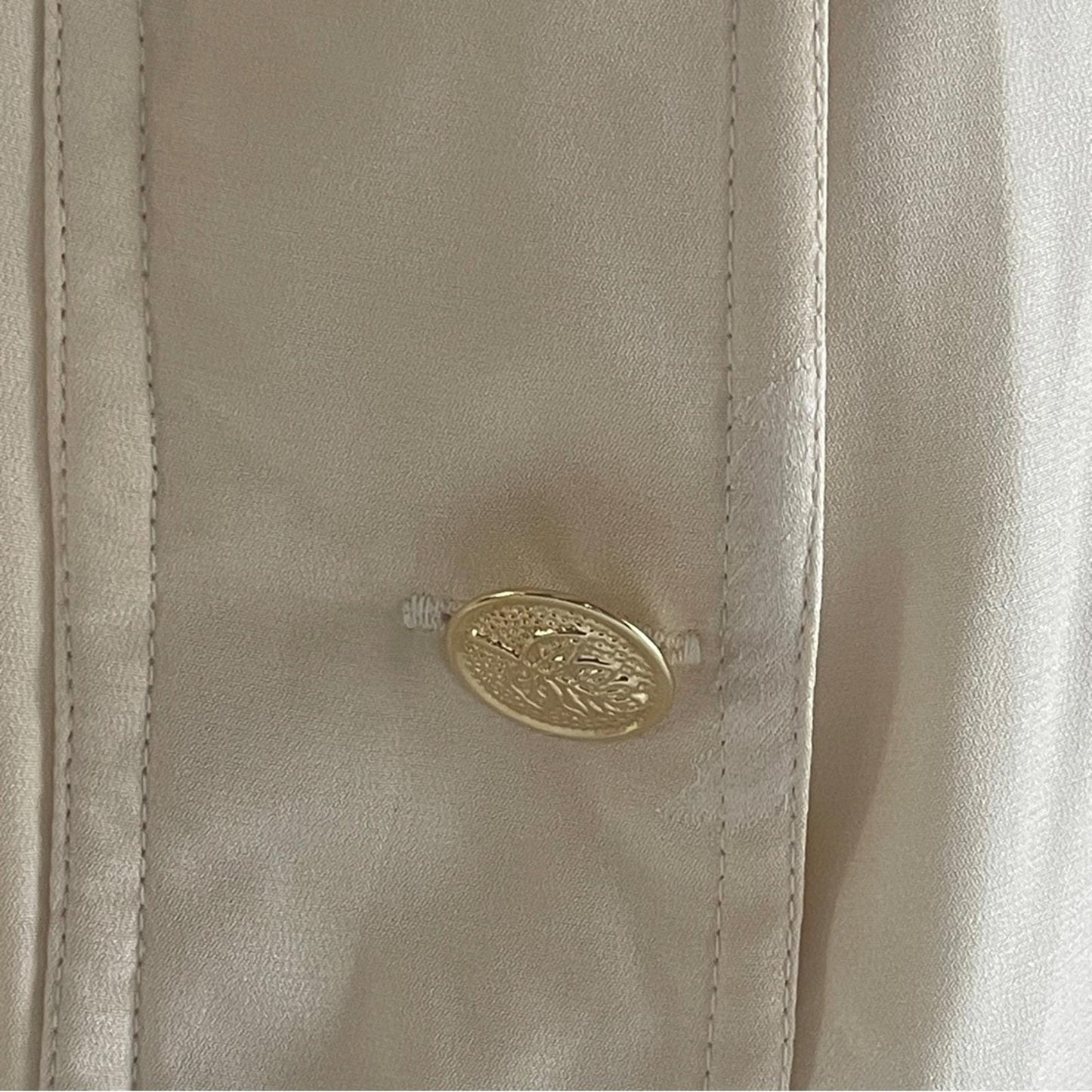 Elegant Cream Silk Women's Jacket in Large