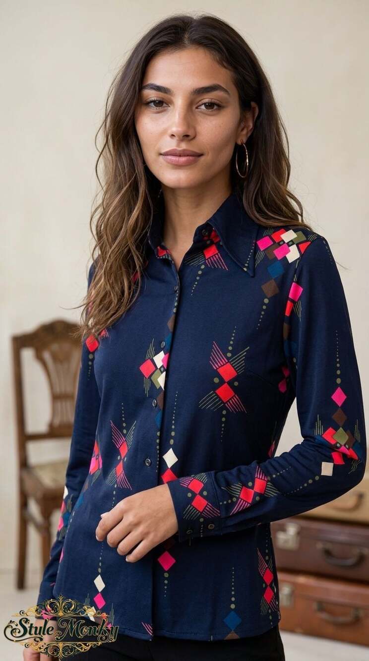 Vintage 1970s Kay Silver Long Sleeve Button Down Blouse Print Poly Knit
