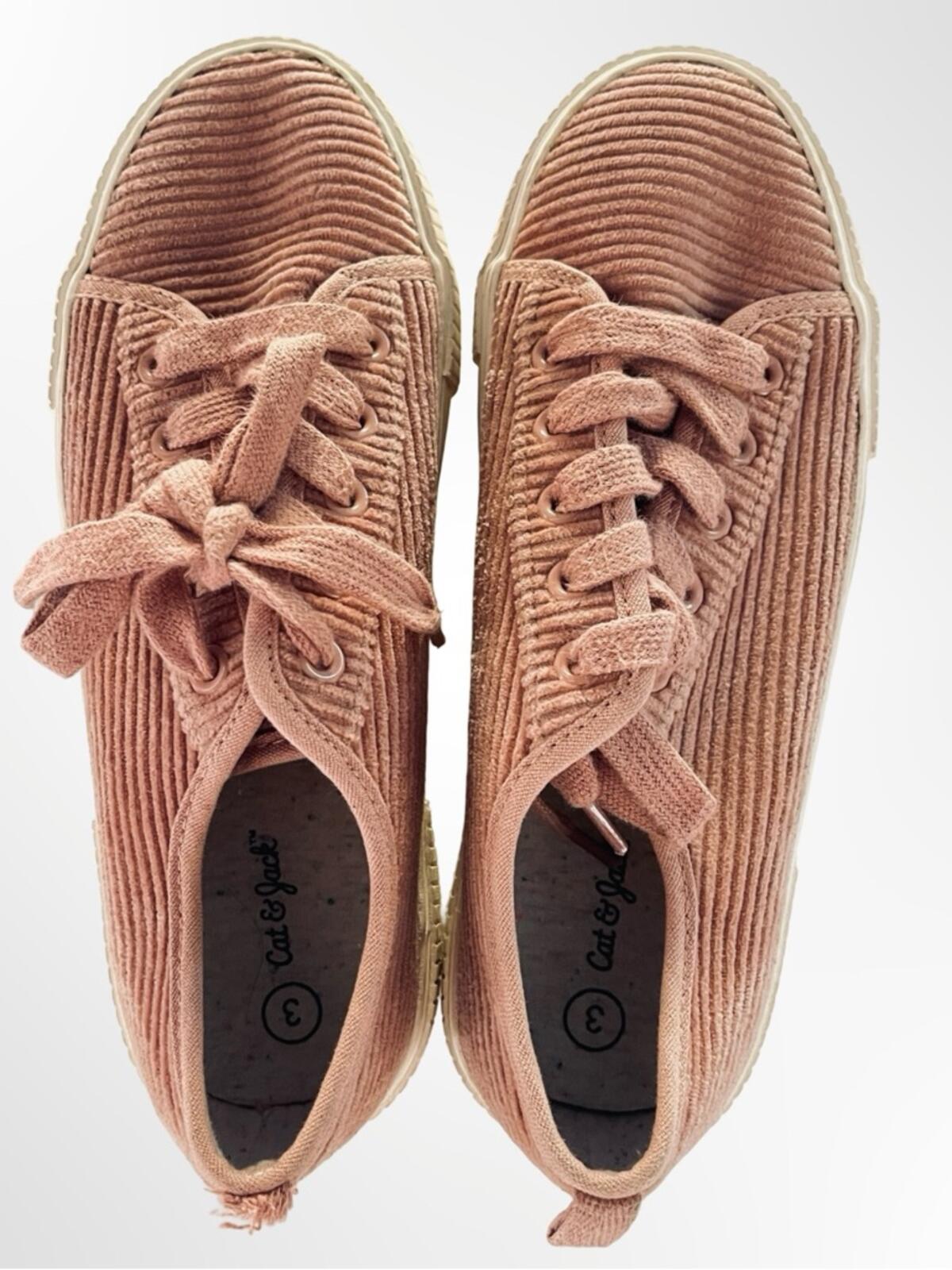 Cat & Jack Corduroy Lace-Up Sneakers in Dusty Pink size 3