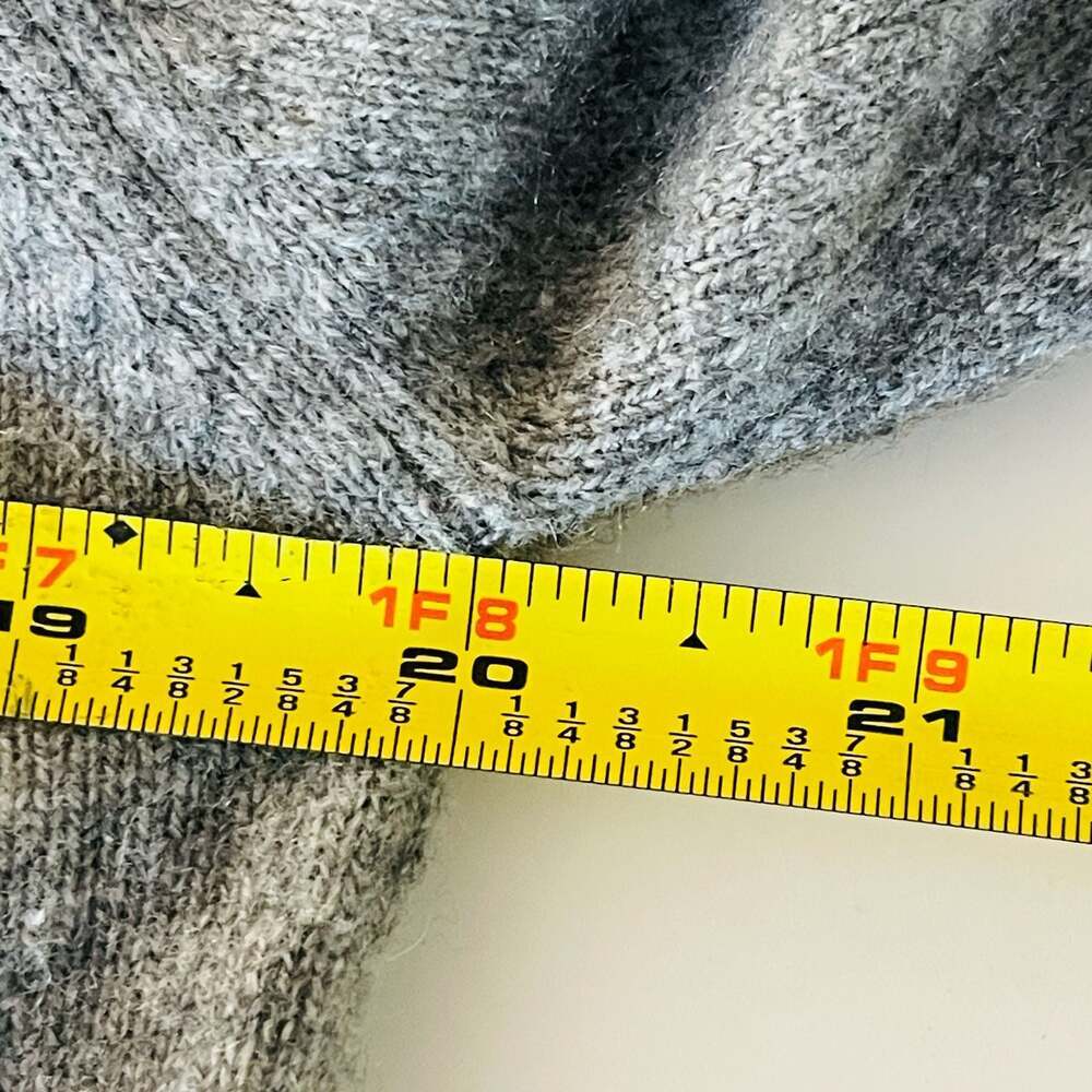EXPERT BY EVERGREEN Gray Colorblock Hooded Button Up Cardigan Sweater