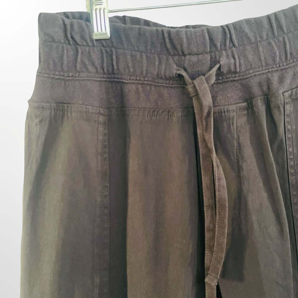 Standard James Perse Mixed Media Jogger Pants in Black