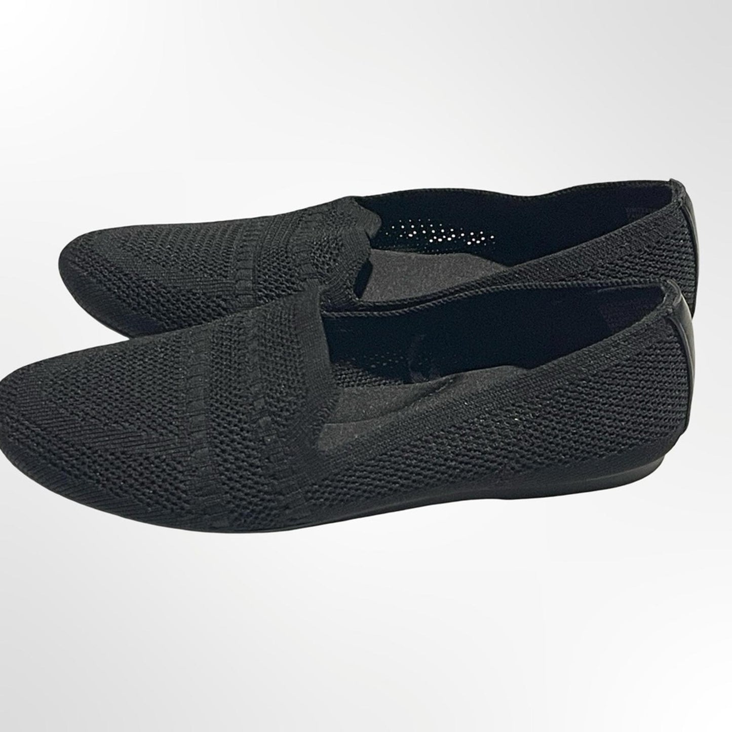 Time and Tru Knit Slip-On Loafers in Black NWOT
