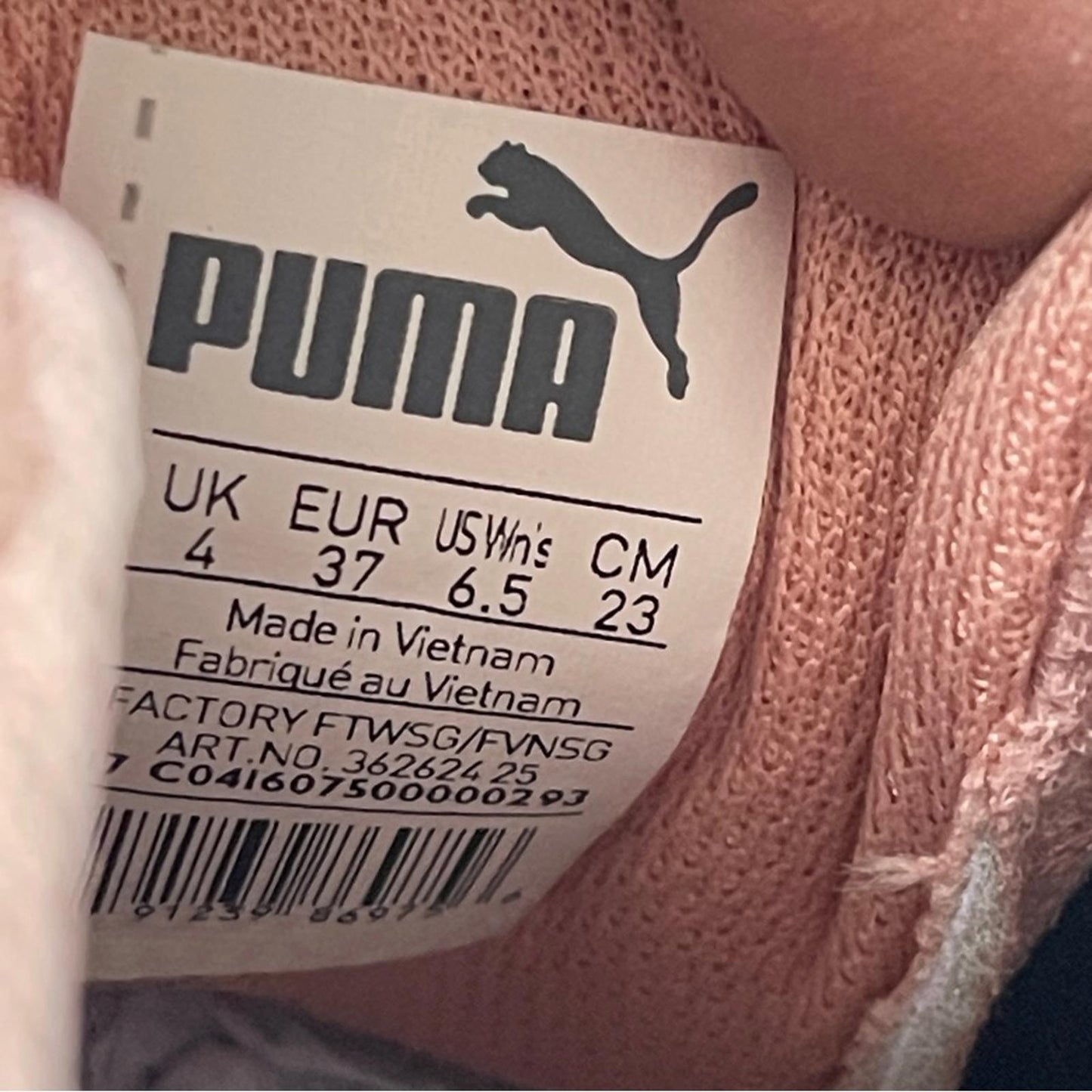 Puma Women's Blush Pink Sneakers in size 6.5