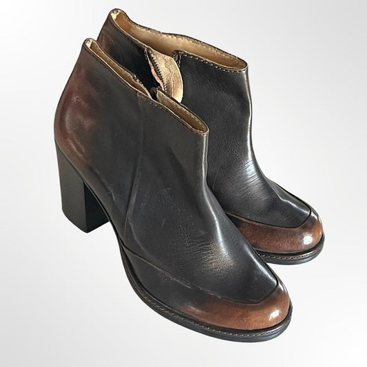 French Made Cotelac Two-Tone Leather Ankle Boot  in size 39