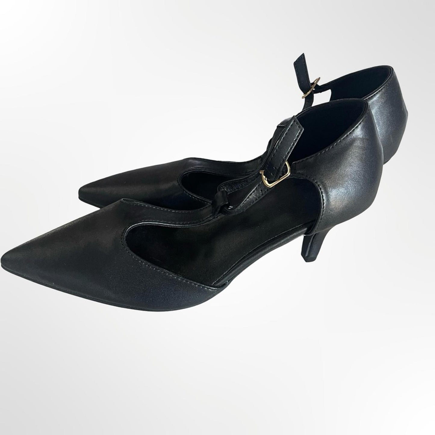 Women’s Black Pointed Toe Ankle Strap Heels in size 7 - 7.5