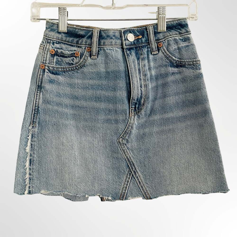 American Eagle High-Rise Distressed Denim Mini Skirt Size 00