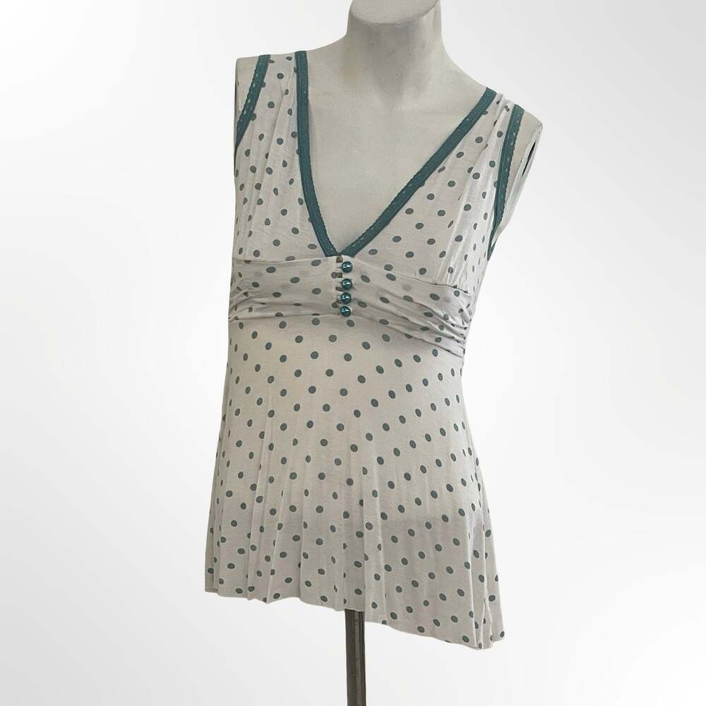 XXS Vintage-Inspired Polka Dot V-Neck Tank Top with Lace Trim and Buttons
