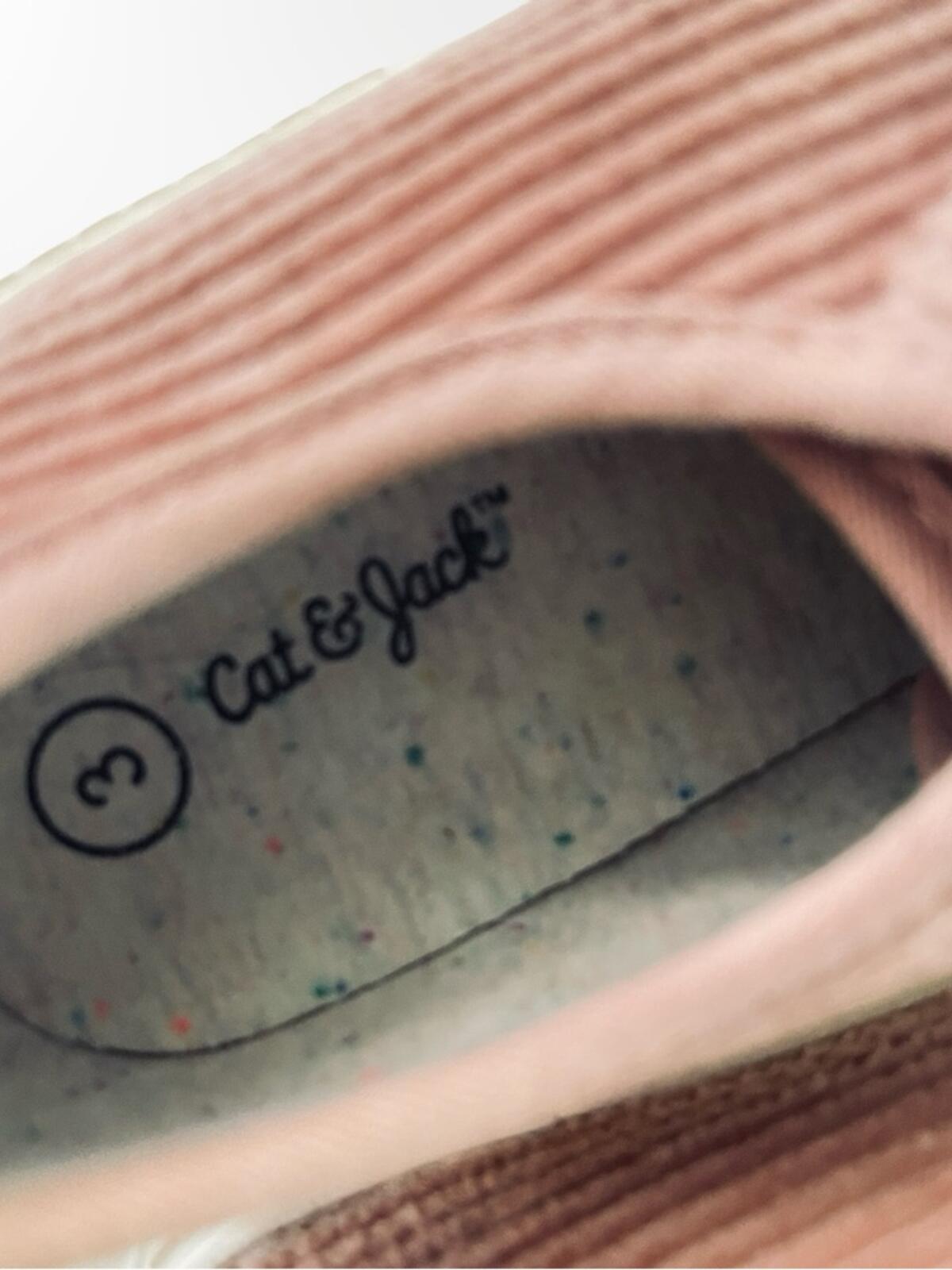 Cat & Jack Corduroy Lace-Up Sneakers in Dusty Pink size 3