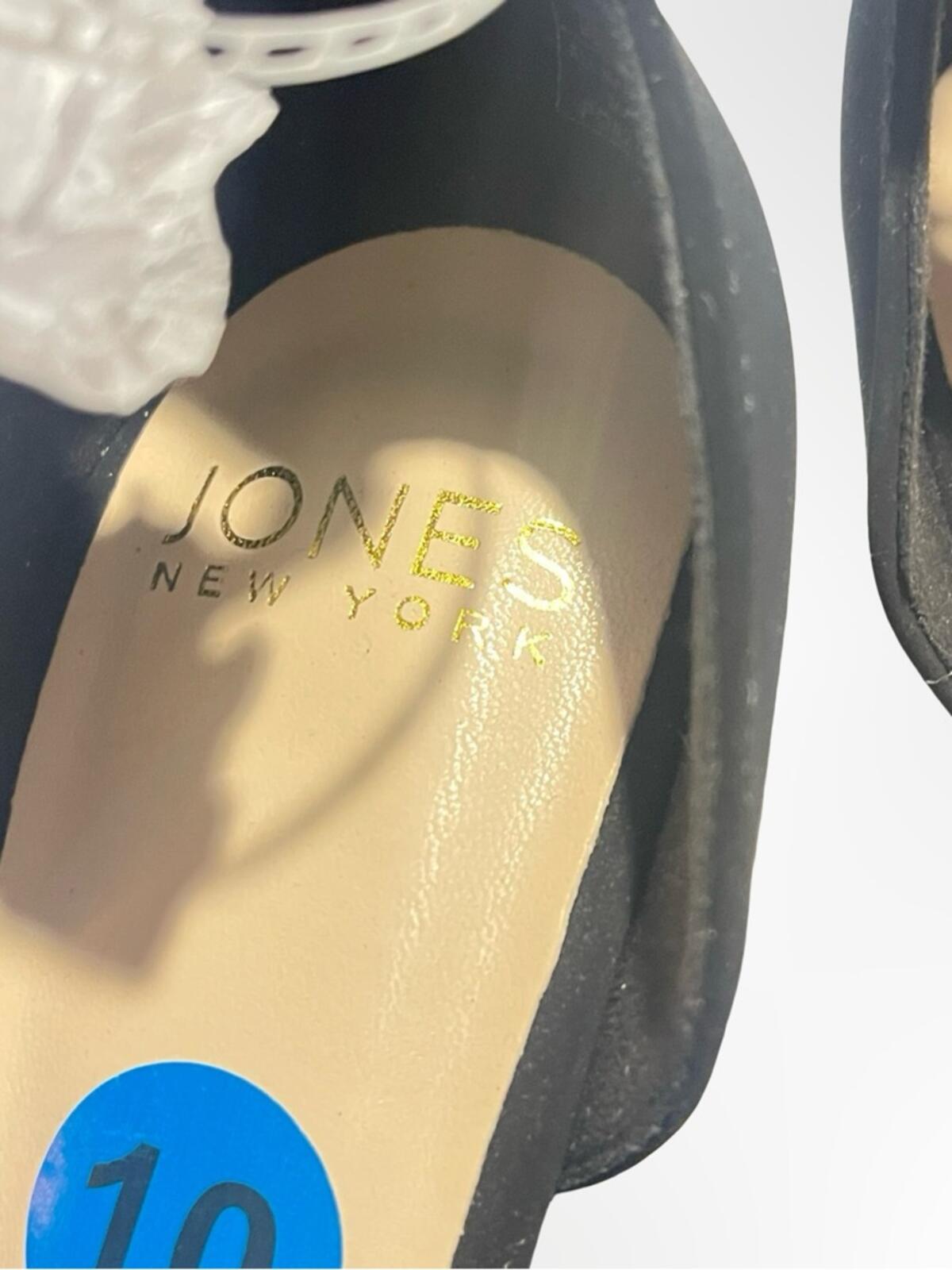 Jones New York Black Pointed Toe Ankle Strap NWT size 10