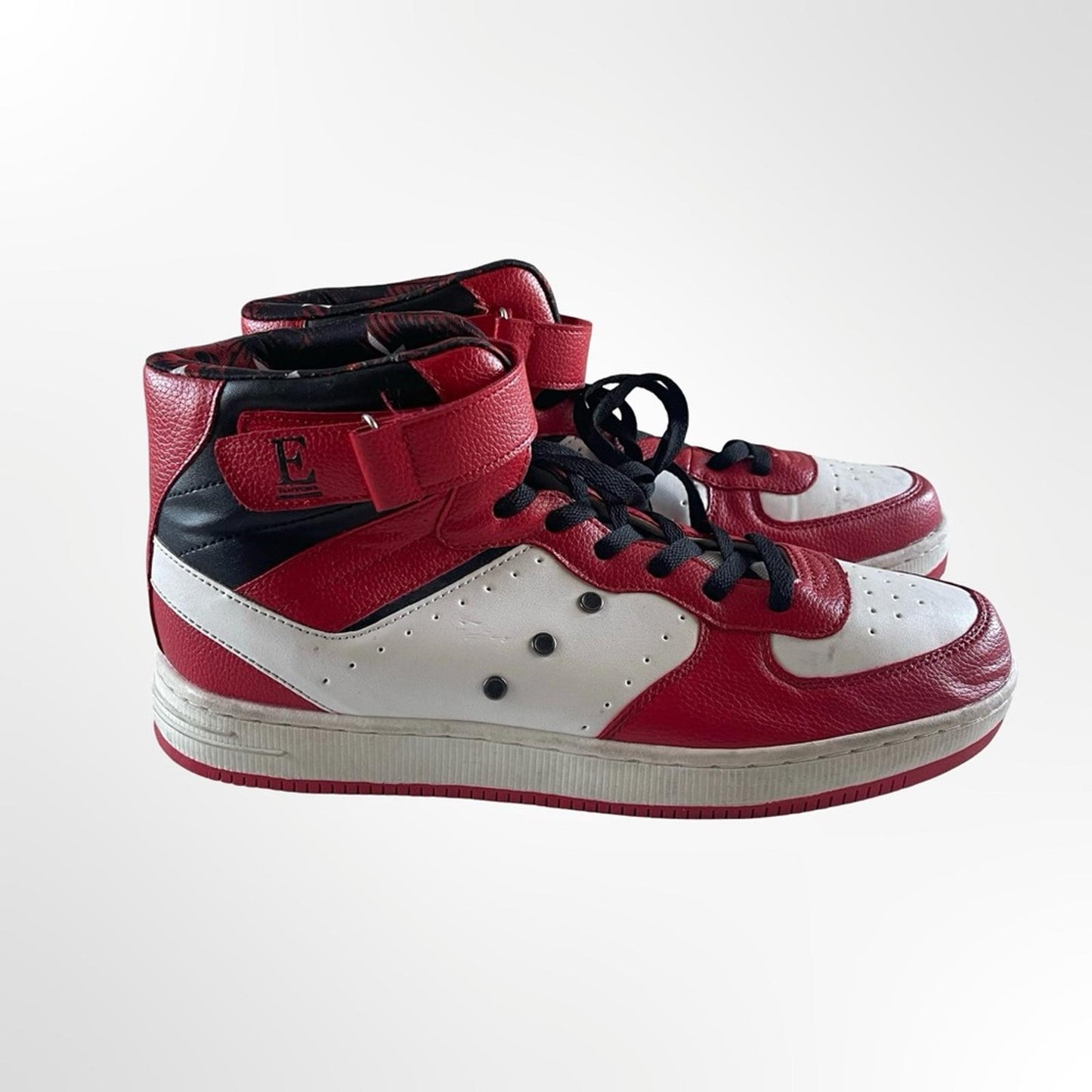 Vitike Red and White High-Top Sneakers in size 11