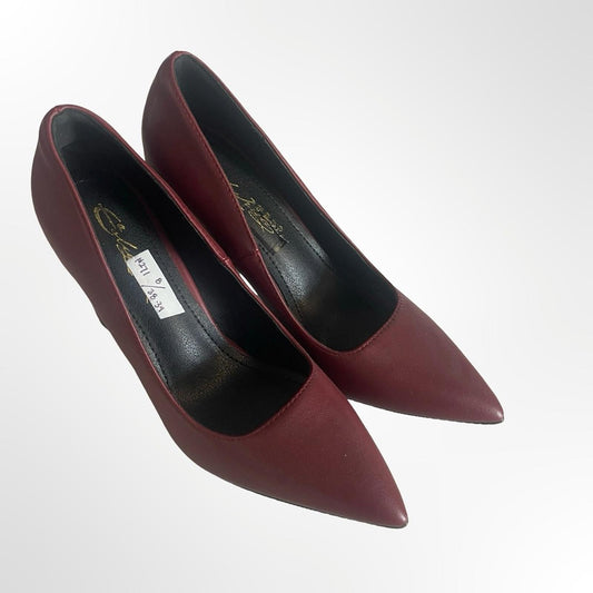 Women's Pointed Toe Pumps in Burgundy size 8