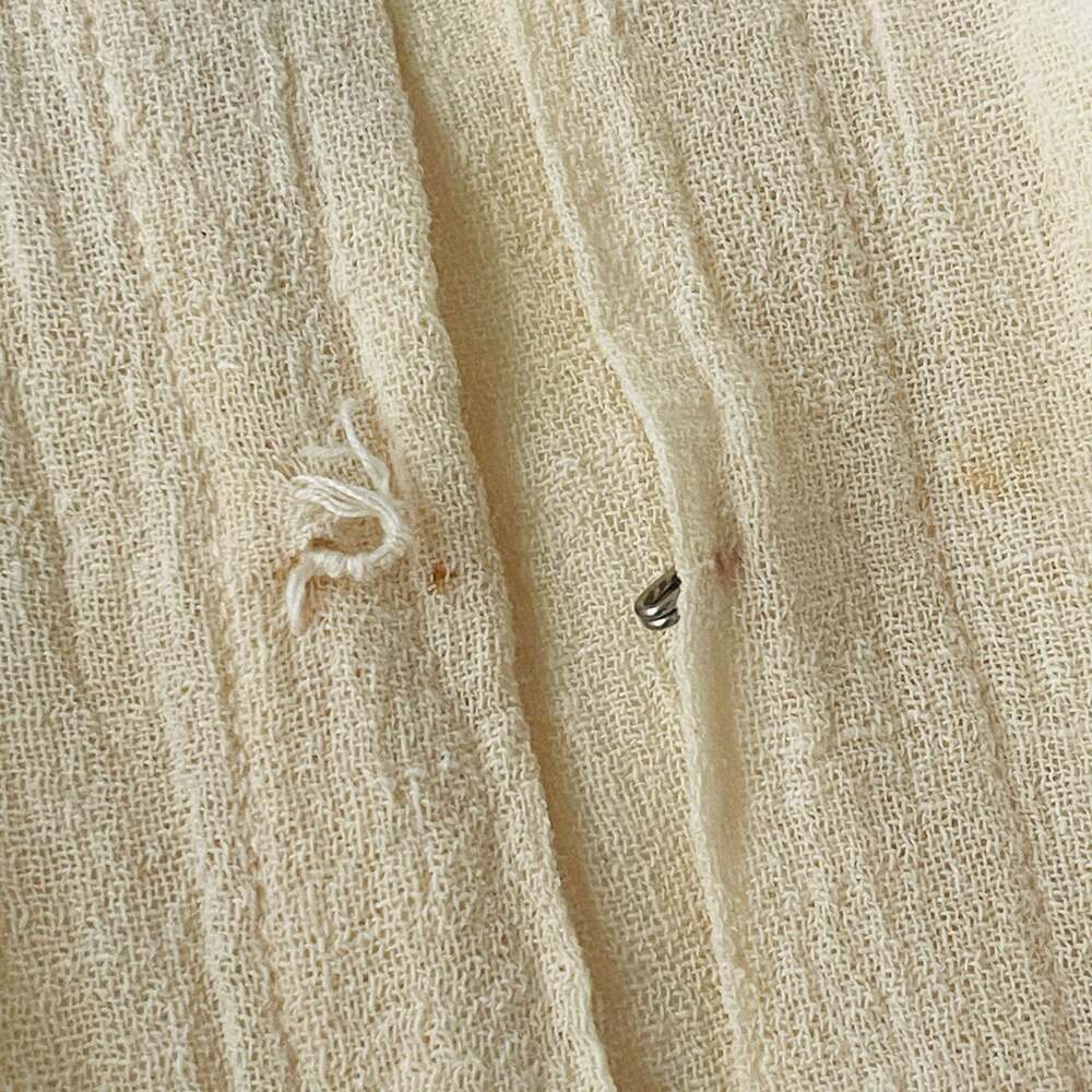 Vintage 1970s Cream Cotton Floral Embroidered Button-Down Blouse Boho Prairie