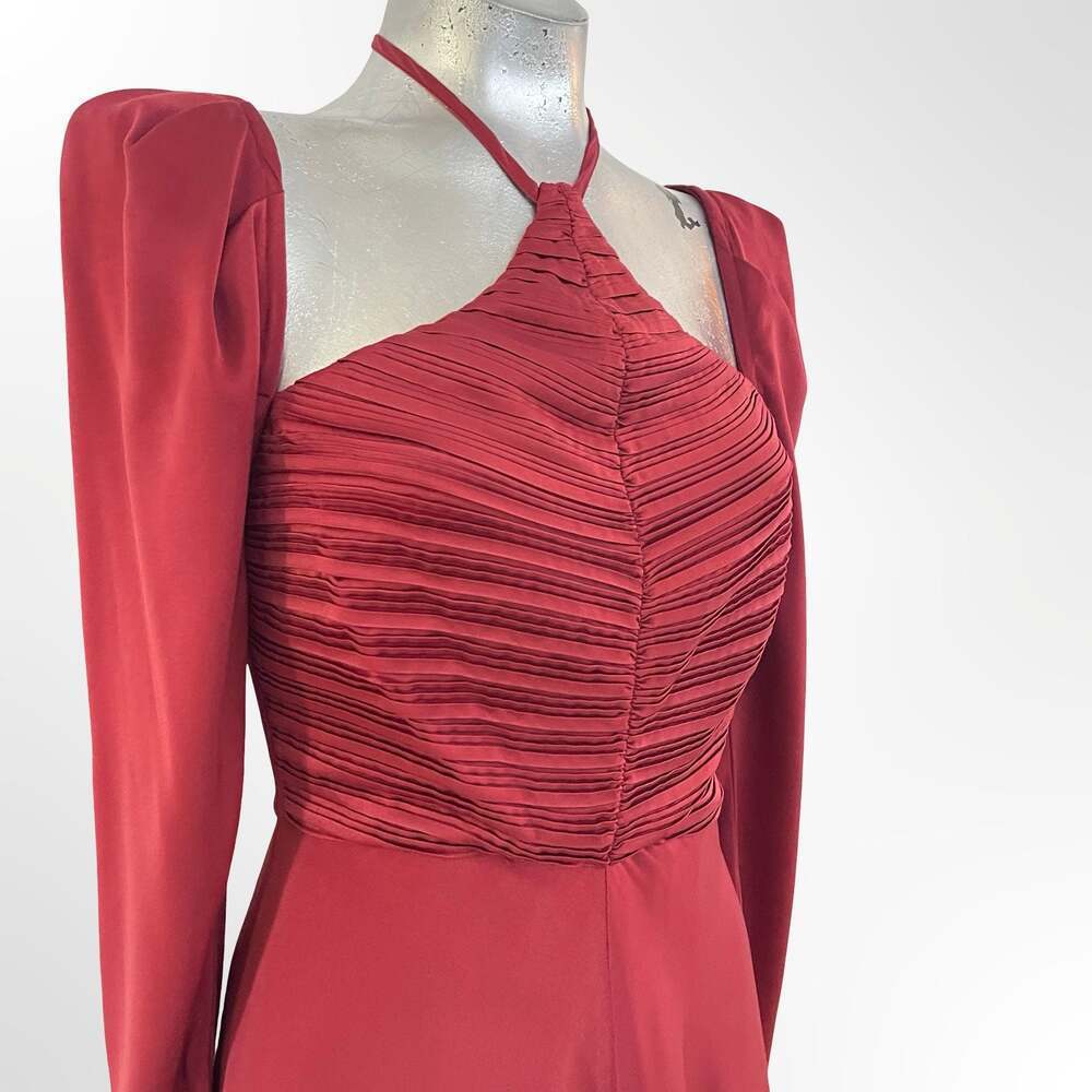ASTR The Label Cinched Halter Neck Long Sleeve Midi Dress in Wine