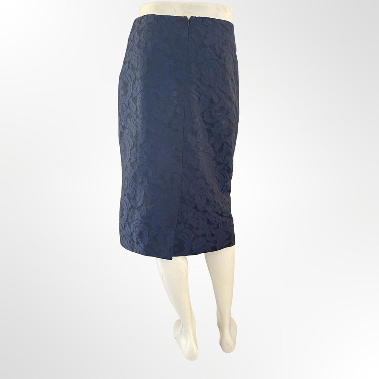 Cold water Creek Navy Blue Women's Skirt in size 6