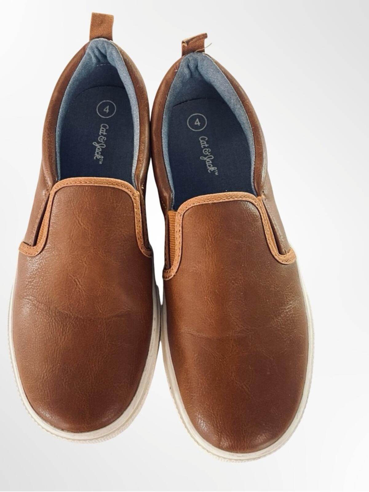 Cat & Jack Brown Slip-On Loafers with Ivory Sole in size 4