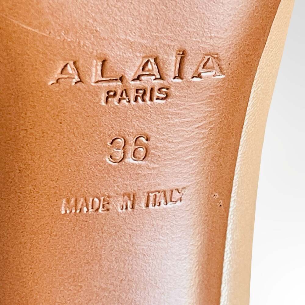 Alaïa Paris Beige Leather Platform Stiletto Pumps