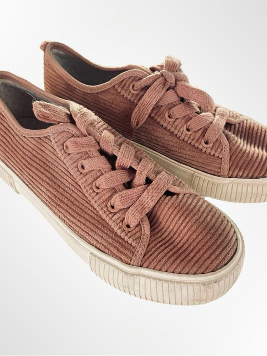 Cat & Jack Corduroy Lace-Up Sneakers in Dusty Pink size 3