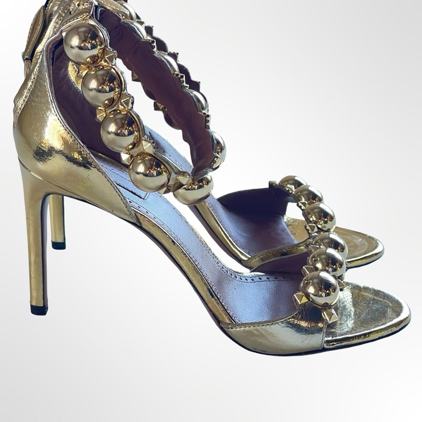 ALAIA La Bombe Elegant Gold Women's Heels NWOT size 6.5