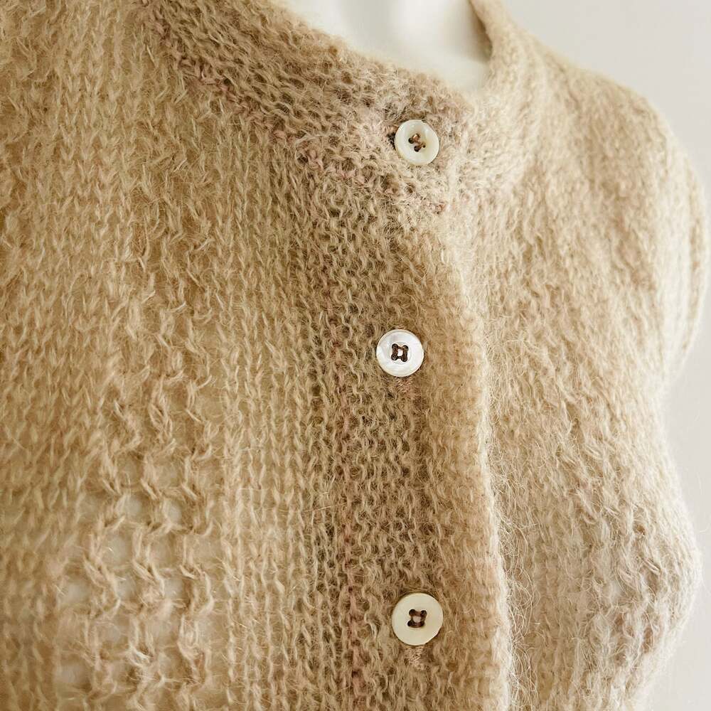 Vintage Joan Leslie by Kasper Knit Sleeveless Cardigan Vest Sweater Beige