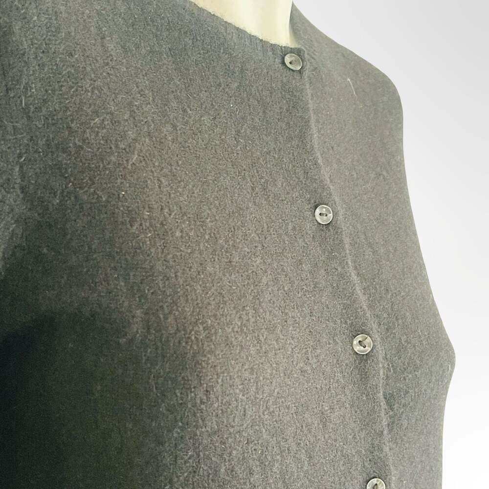 Women's Black Cashmere Crew Neck Button Front Cardigan Sweater