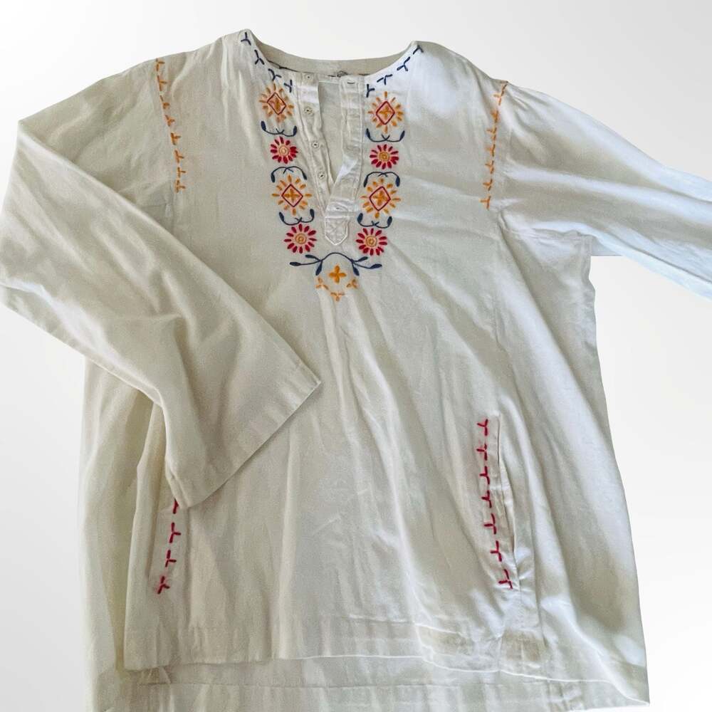 Vintage 1970s White Cotton Gauze Floral Embroidered Peasant Boho Tunic Blouse