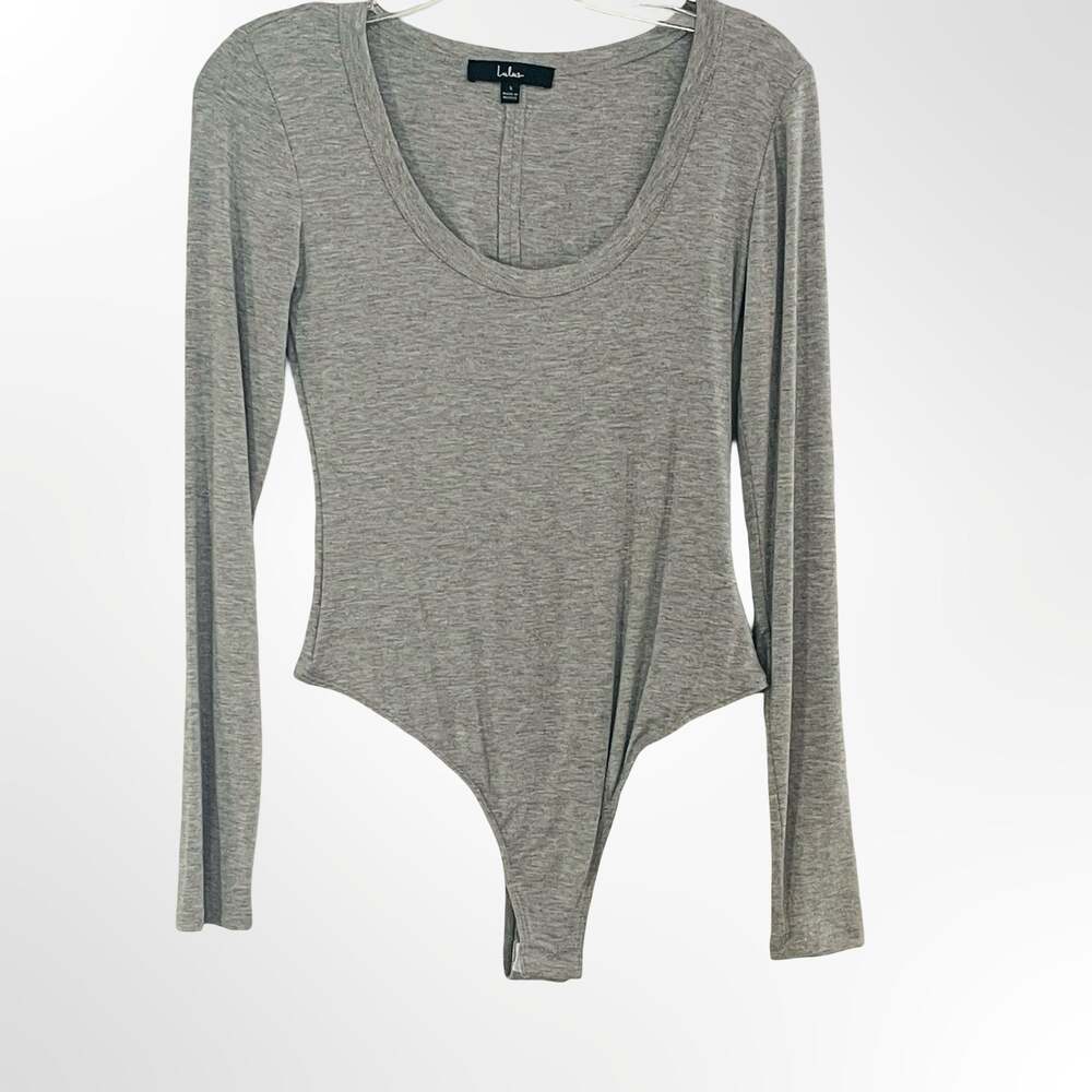 Lulus Women's Long Sleeve Scoop Neck Bodysuit in Heather Gray