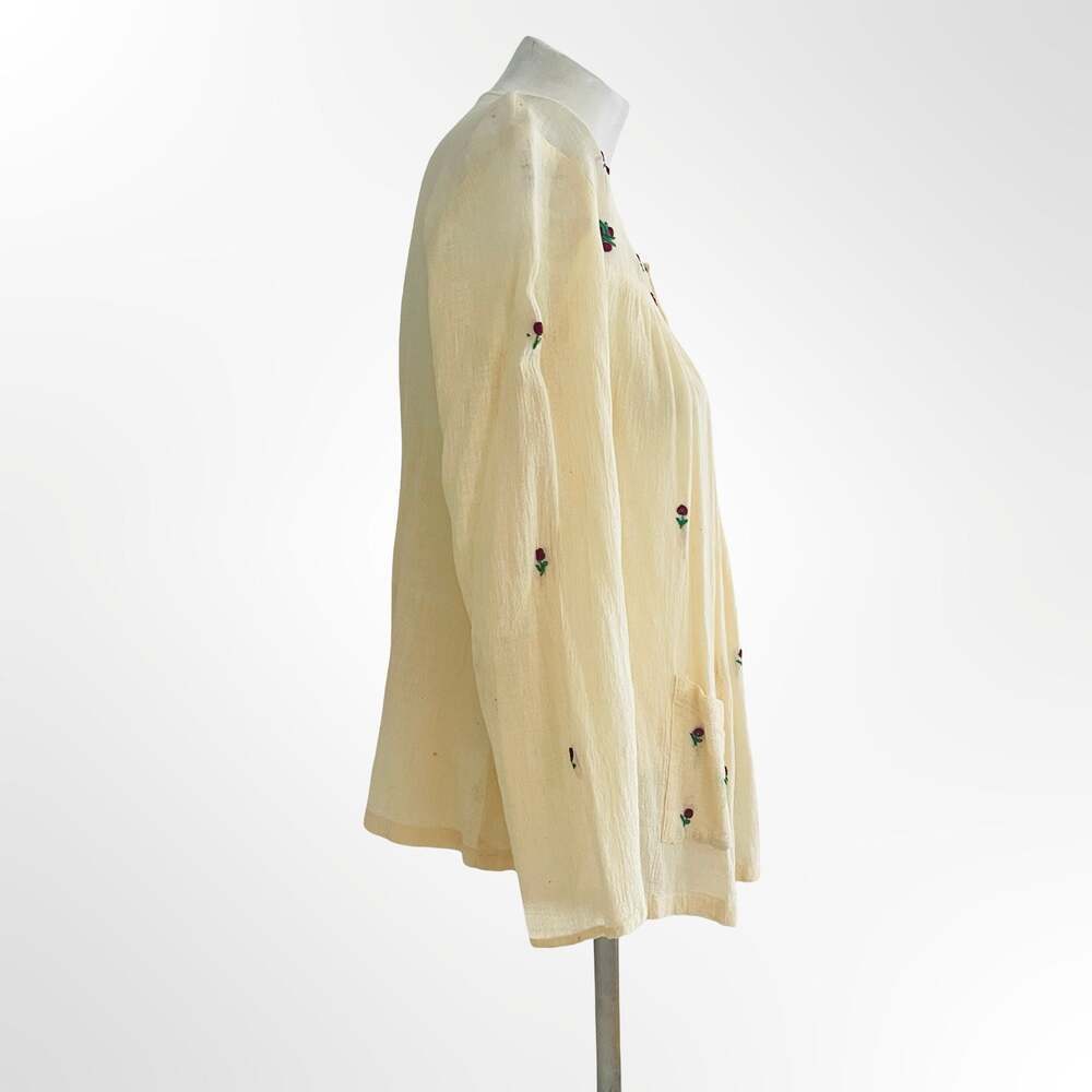 Vintage 1970s Cream Cotton Floral Embroidered Button-Down Blouse Boho Prairie